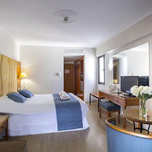 Standard Double or Twin Room Inland View